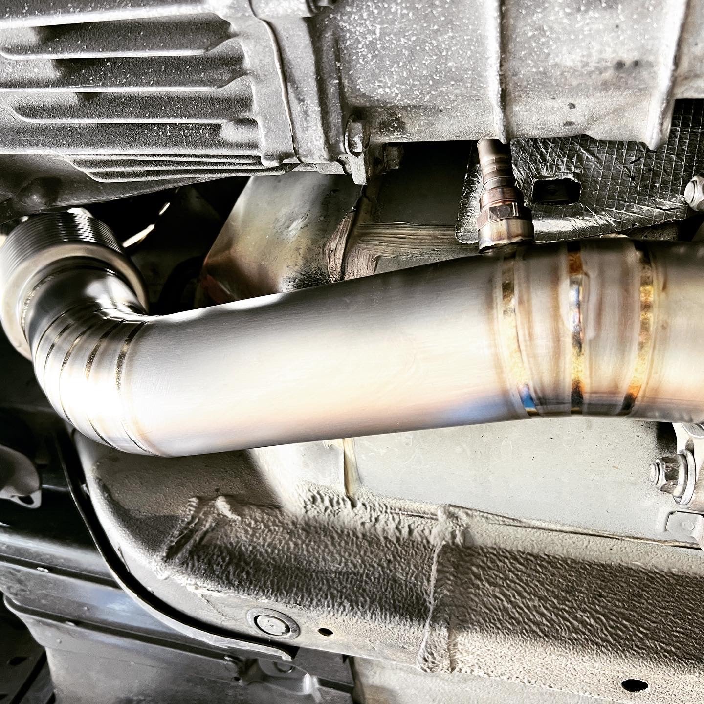Ballade Sports 00-09 Honda S2000 Titanium 2pc Downpipe & Dump Tube - Image 4