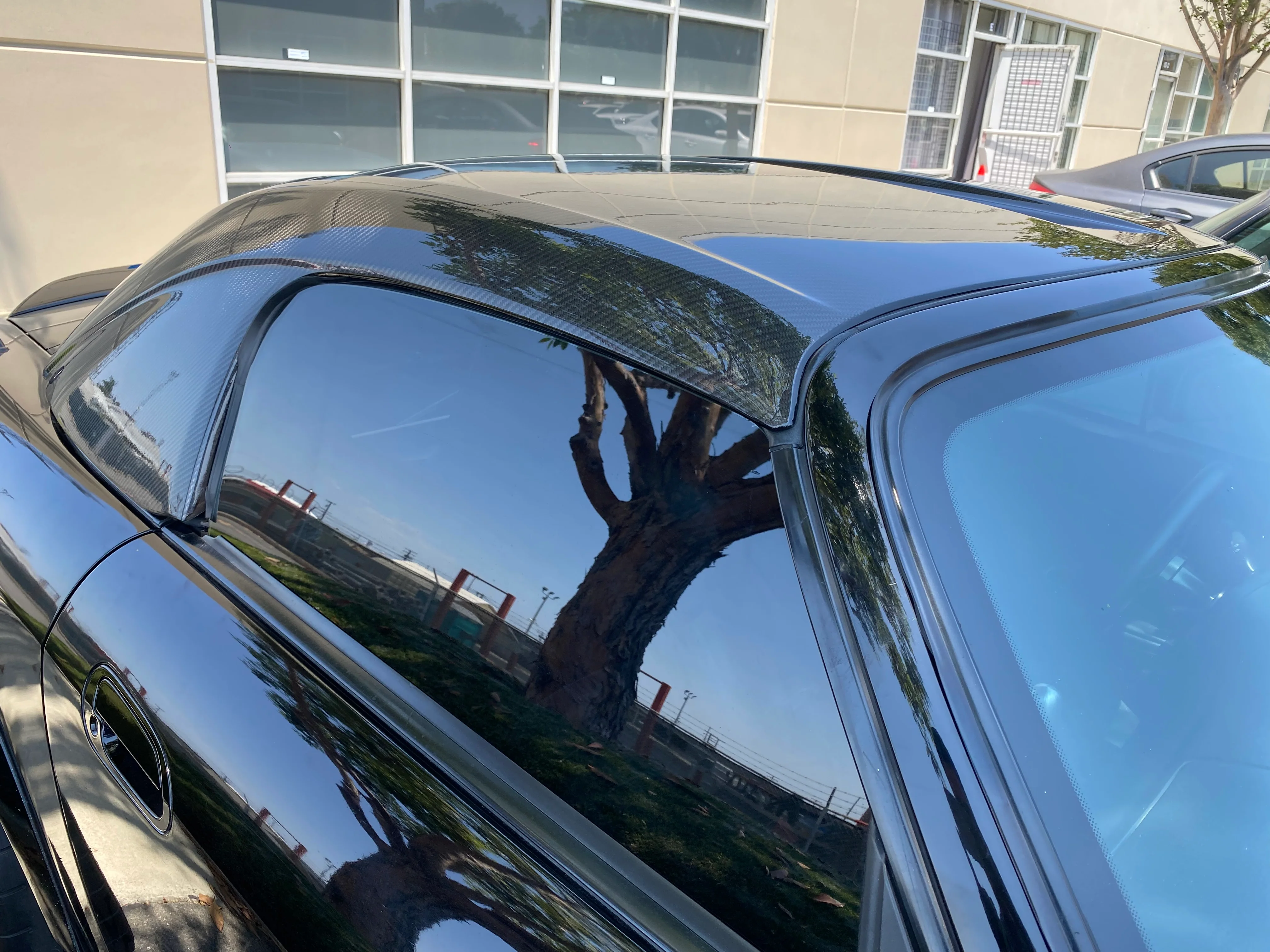 Karbon Haus 00-09 S2000 (Mugen) Carbon Hardtop w/ Tempered Glass - Image 6