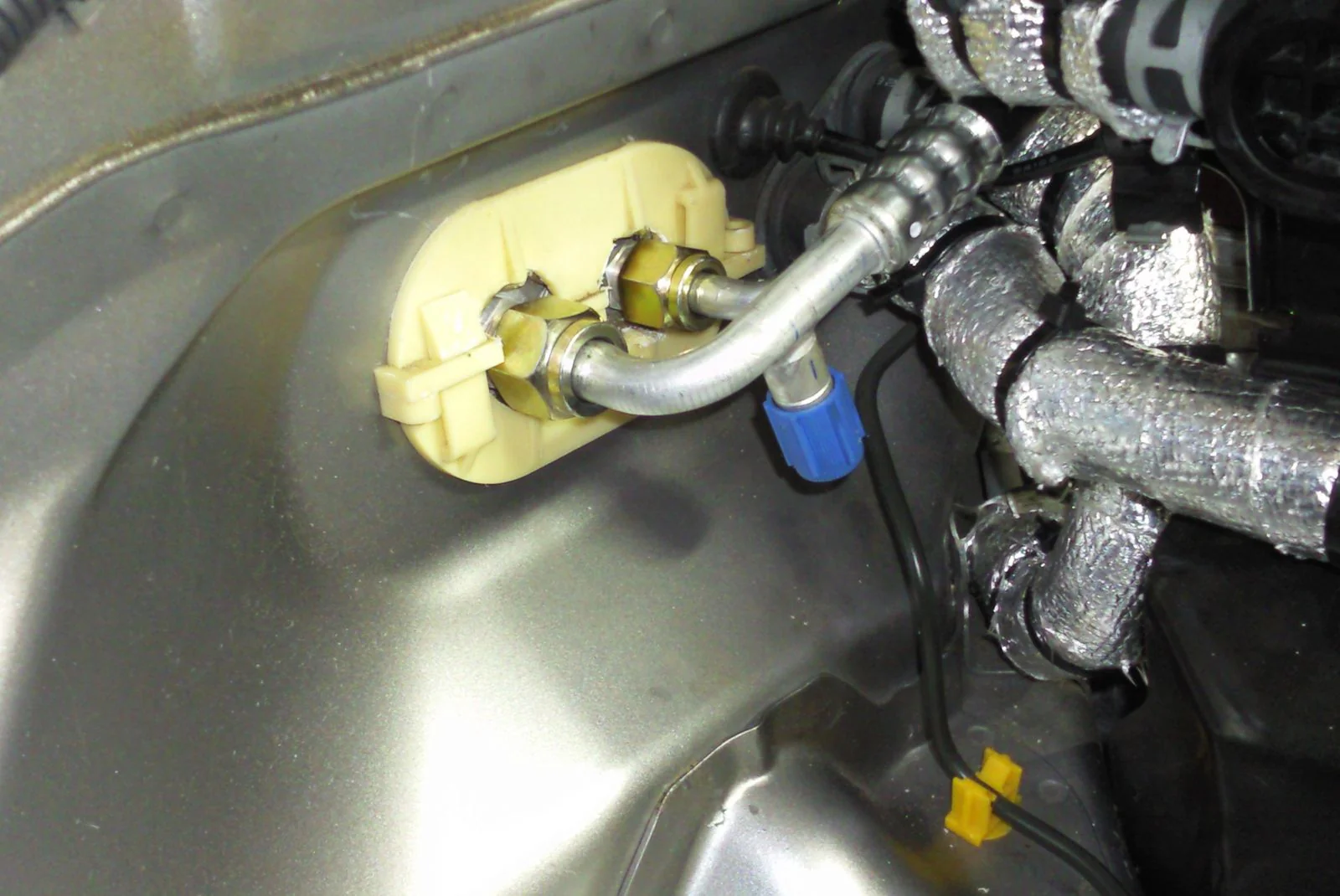 Honda 00-09 S2000 AC Hose Relocation Kit - Image 6