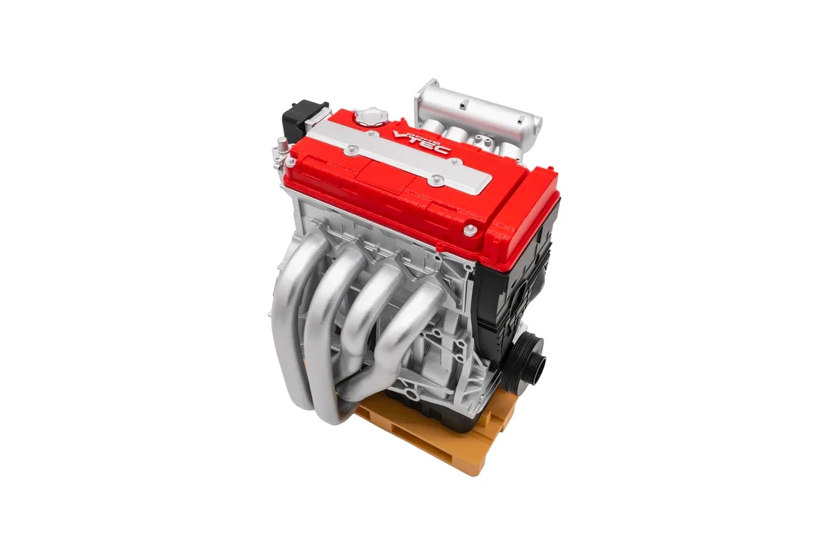 Limited Edition Honda 1:5 Scale Model Engine Collectibles - Image 10