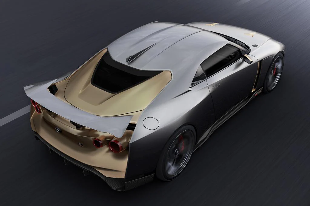 R35 GTR Carbon Roof Panel 2009-16 (GTR - R50 Inspired) - Image 4